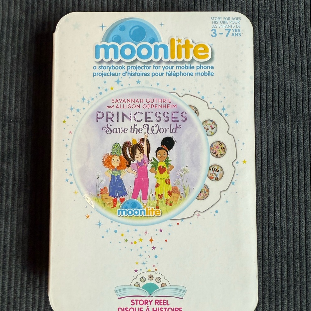 Moonlite Storybook Disc for Kids - Princesses Save the World